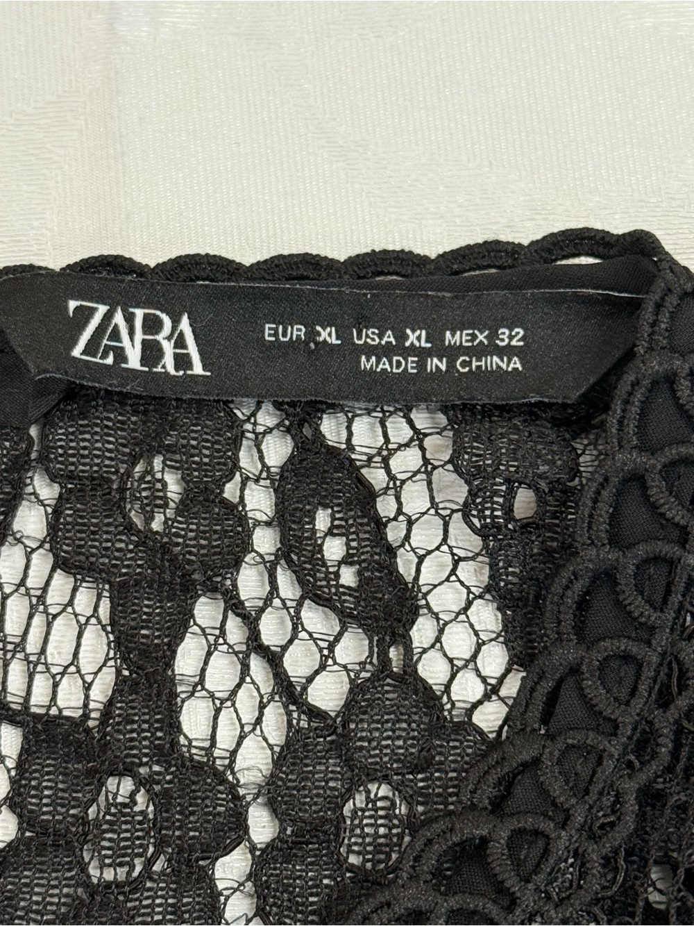 Zara Black Lace Camisole with Scalloped Trim - Picture 6 of 12